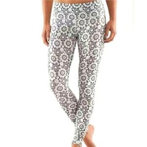 Lululemon Full Length Leggings Women's  Wunder Under Twiggy Floral Nimbus Gray 4
